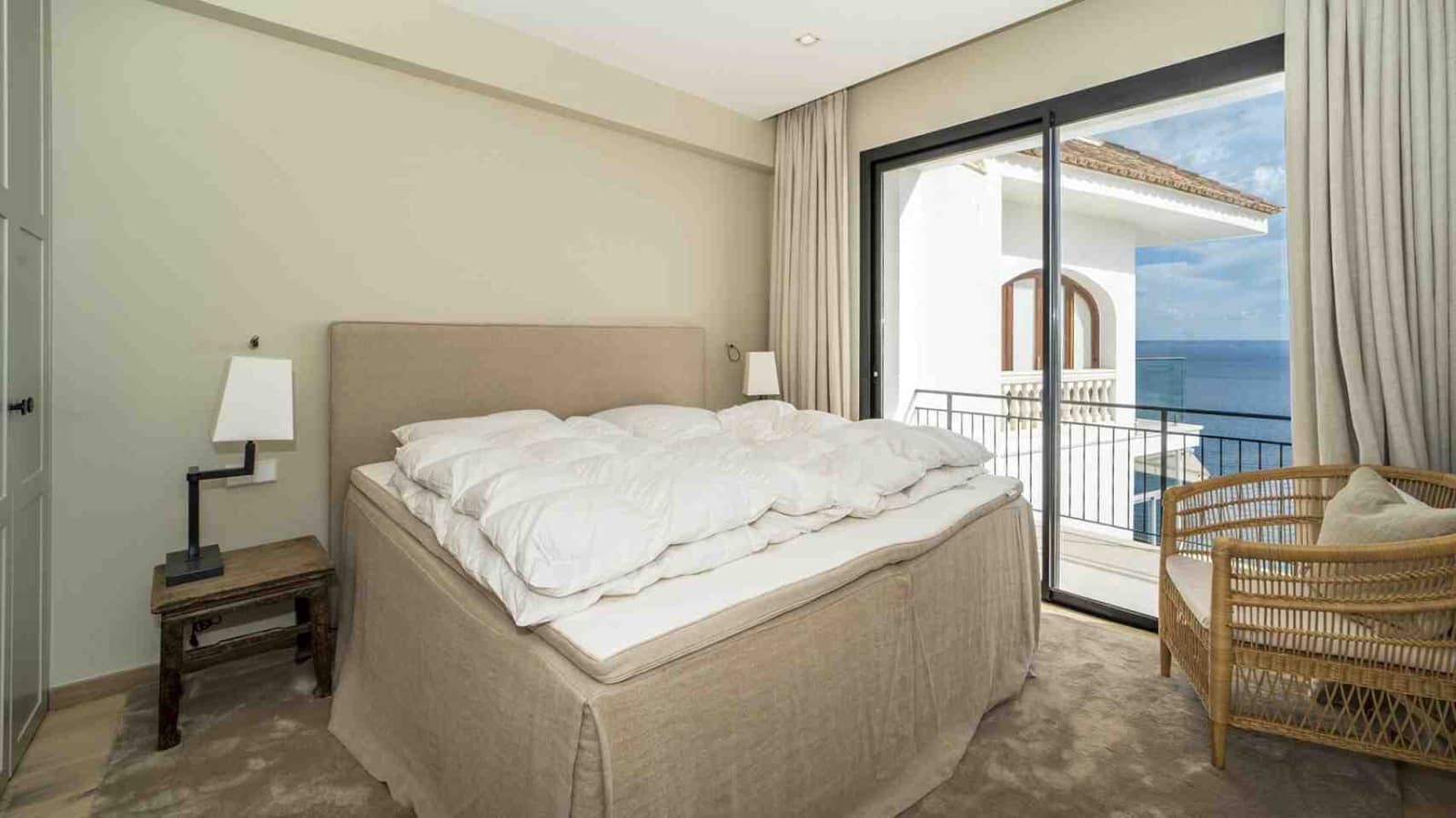 4 bedroom Penthouse for sale in Illetas - € 5,490,000 (Ref: 9400018)