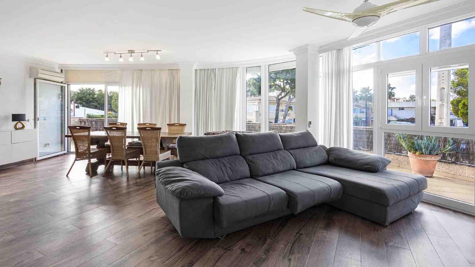 4 slaapkamer Villa te koop in El Toro / Port Adriano - € 980.000 (Ref: 9419379)