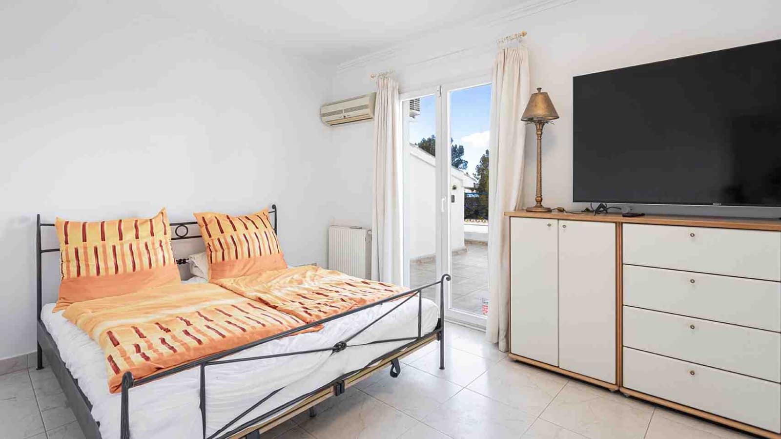 3 soverom Villa til salgs i Santa Ponsa med svømmebasseng garasje - € 1 850 000 (Ref: 9419380)