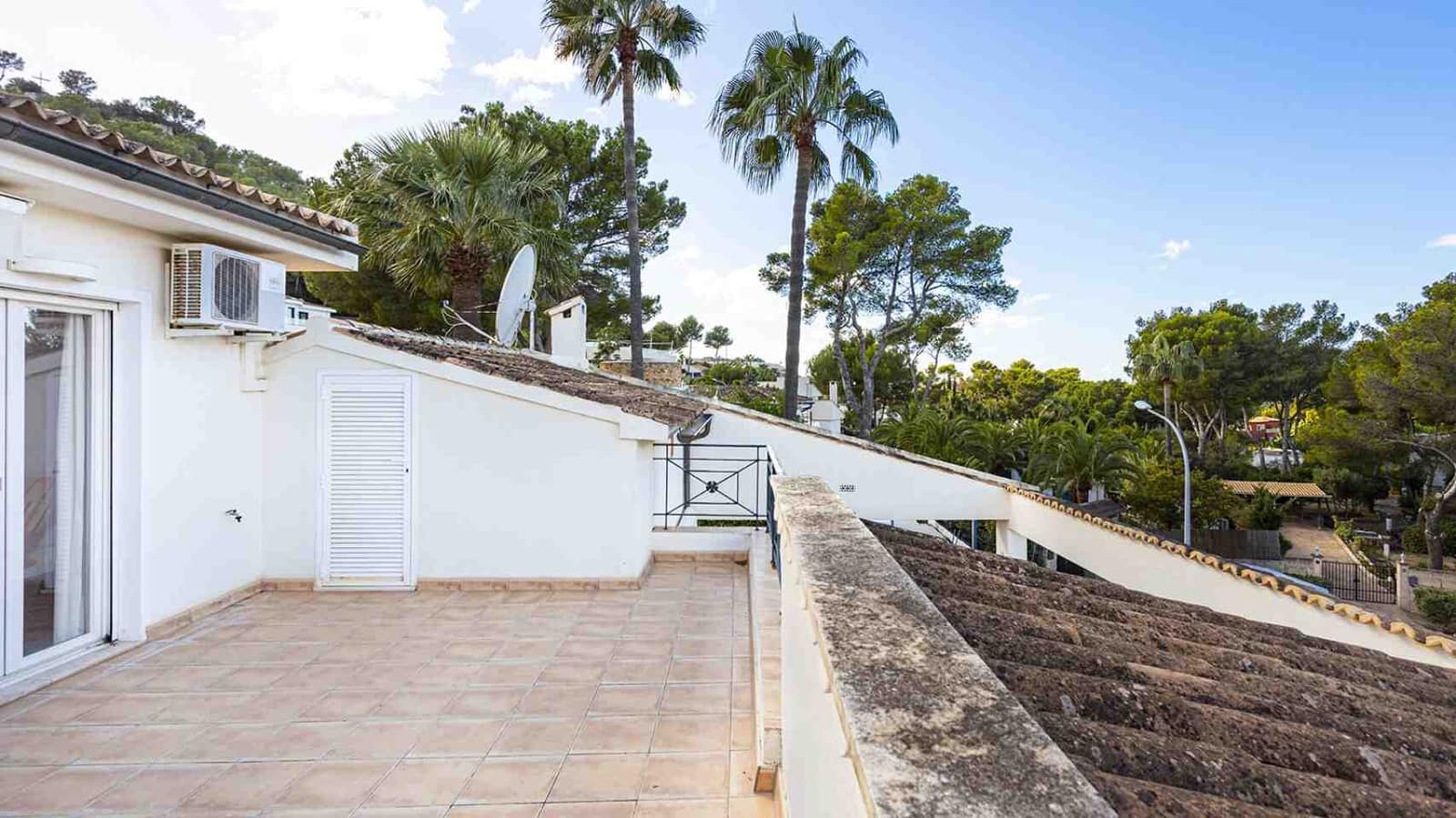 3 soverom Villa til salgs i Santa Ponsa med svømmebasseng garasje - € 1 850 000 (Ref: 9419380)