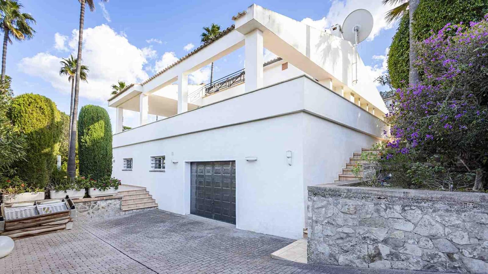 3 soverom Villa til salgs i Santa Ponsa med svømmebasseng garasje - € 1 850 000 (Ref: 9419380)