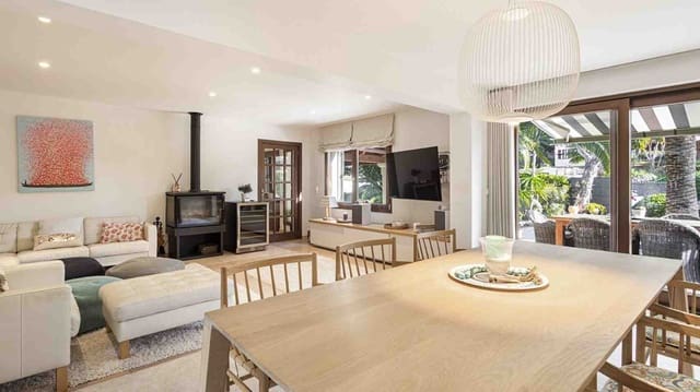 4 soverom Villa til salgs i Santa Ponsa, Calvià med svømmebasseng - € 1 995 000 (Ref: 9496657)