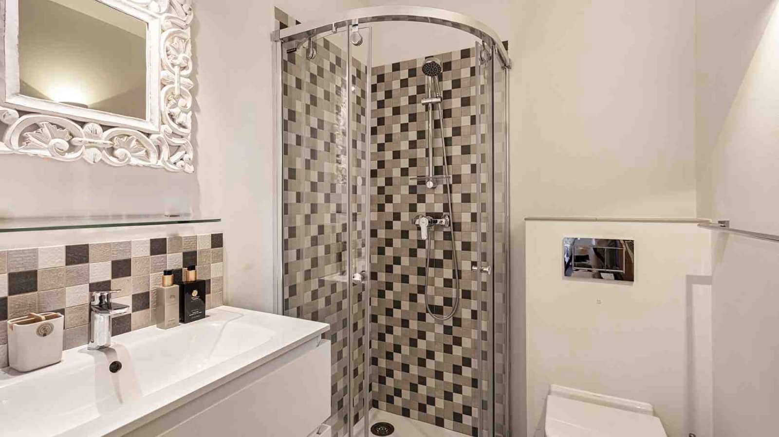 4 soverom Villa til salgs i Santa Ponsa med svømmebasseng - € 1 995 000 (Ref: 9496657)