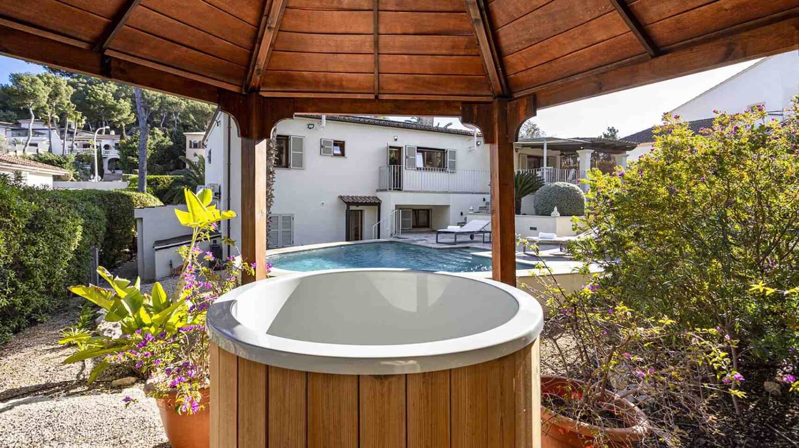 4 soverom Villa til salgs i Santa Ponsa med svømmebasseng - € 1 995 000 (Ref: 9496657)