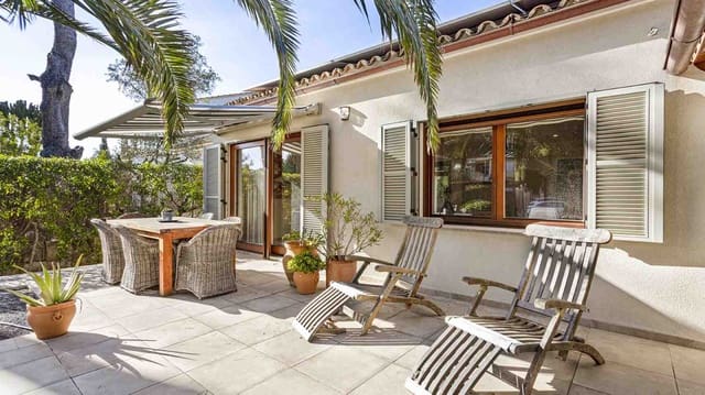 4 soverom Villa til salgs i Santa Ponsa, Calvià med svømmebasseng - € 1 995 000 (Ref: 9496657)