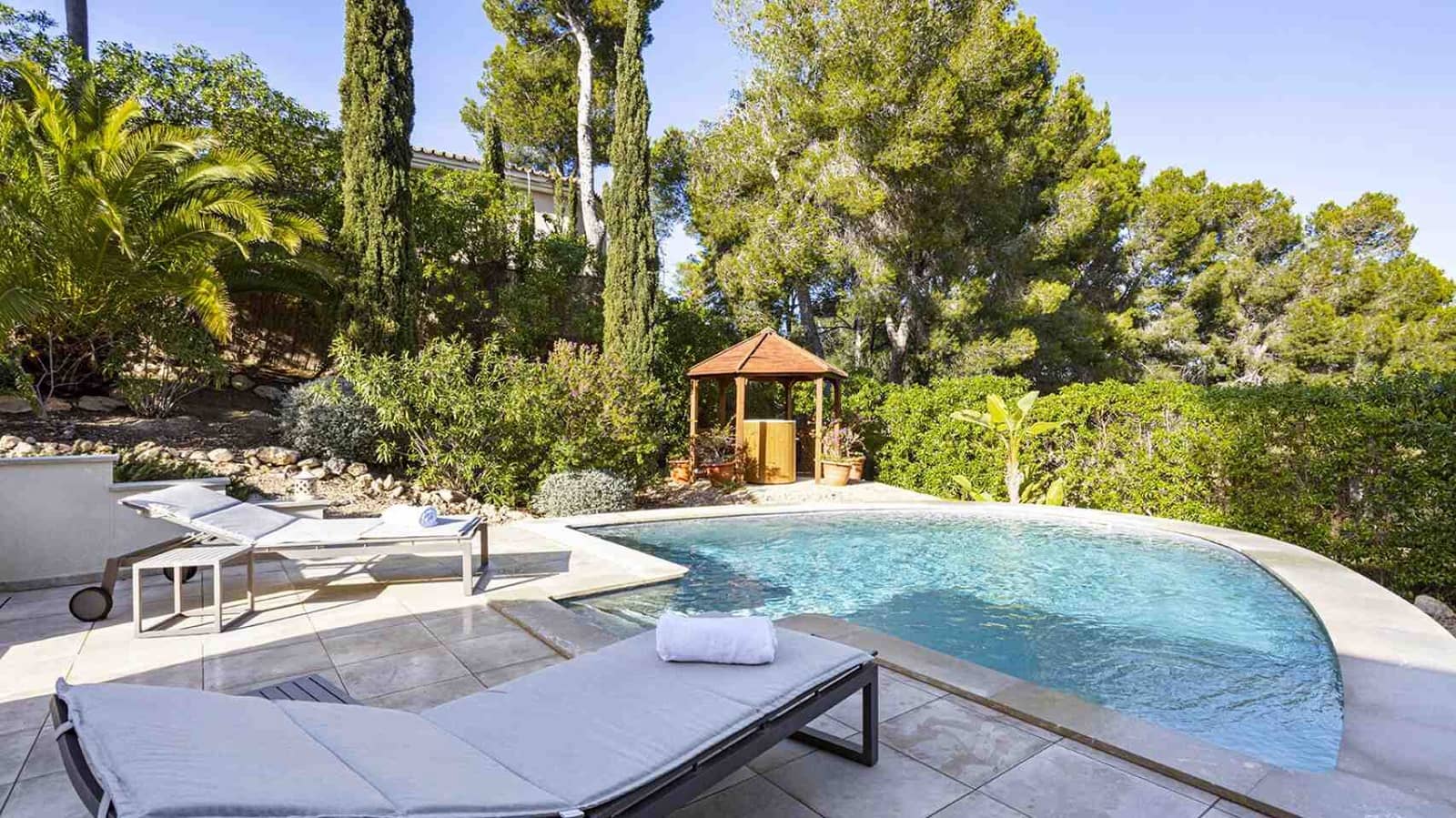 4 soverom Villa til salgs i Santa Ponsa med svømmebasseng - € 1 995 000 (Ref: 9496657)