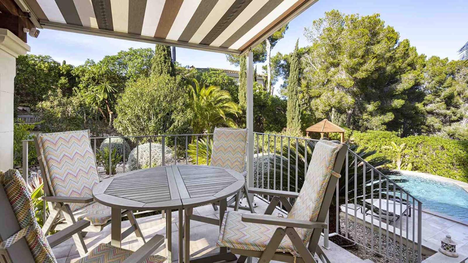 4 soverom Villa til salgs i Santa Ponsa med svømmebasseng - € 1 995 000 (Ref: 9496657)