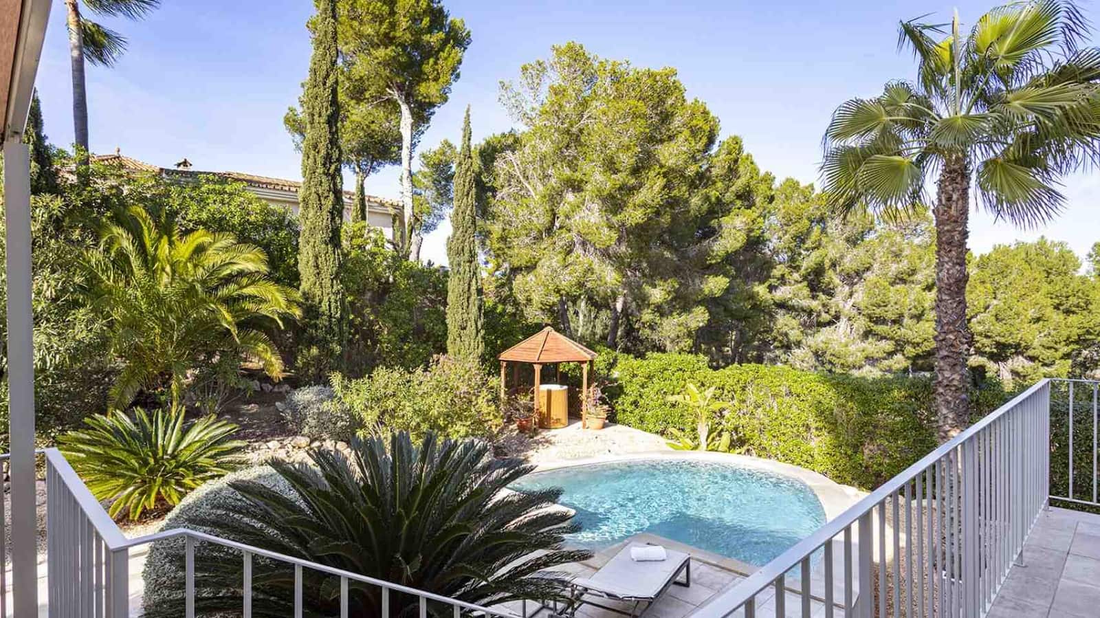 4 soverom Villa til salgs i Santa Ponsa med svømmebasseng - € 1 995 000 (Ref: 9496657)