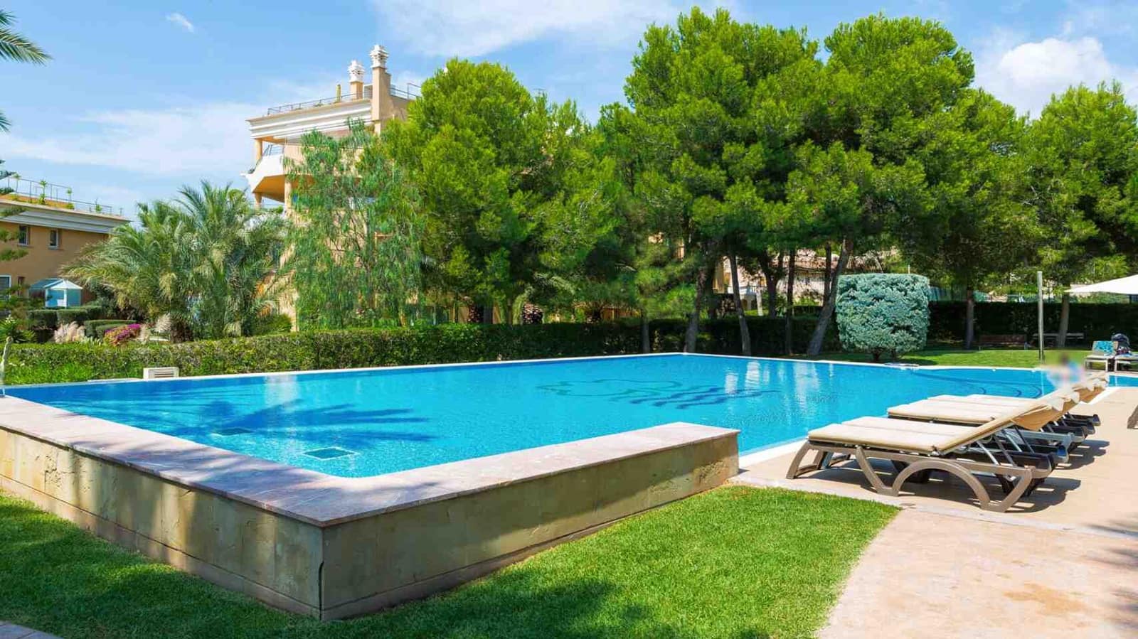 3 bedroom Penthouse for sale in Santa Ponsa with pool - € 2,500,000 (Ref: 9525712)