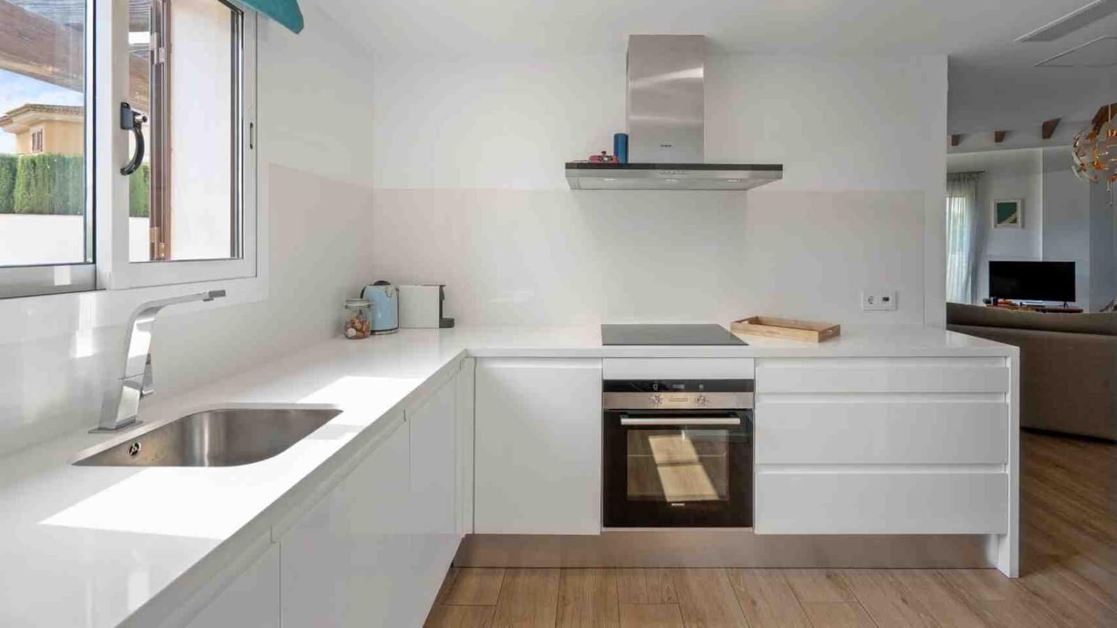 Chalet de 3 habitaciones en Santa Ponsa en venta con piscina garaje - 1.395.000 € (Ref: 9535205)