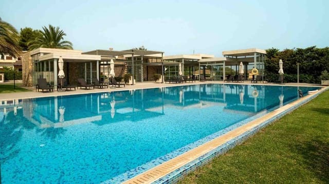 Chalet de 3 habitaciones en Santa Ponsa, Calvià en venta con piscina garaje - 1.395.000 € (Ref: 9535205)