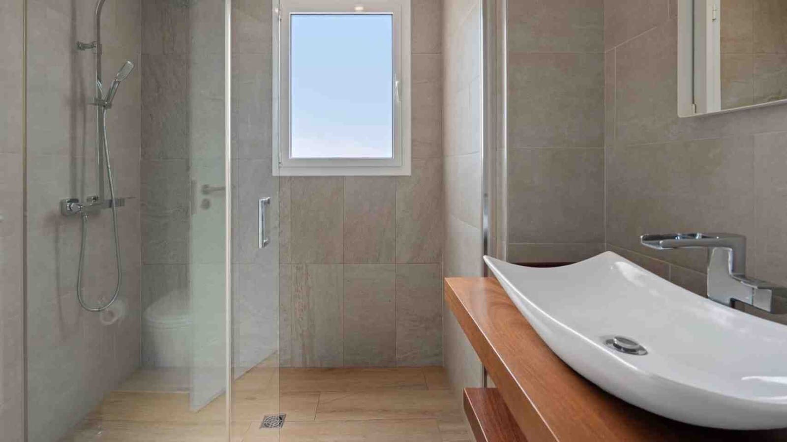 Chalet de 3 habitaciones en Santa Ponsa en venta con piscina garaje - 1.395.000 € (Ref: 9535205)