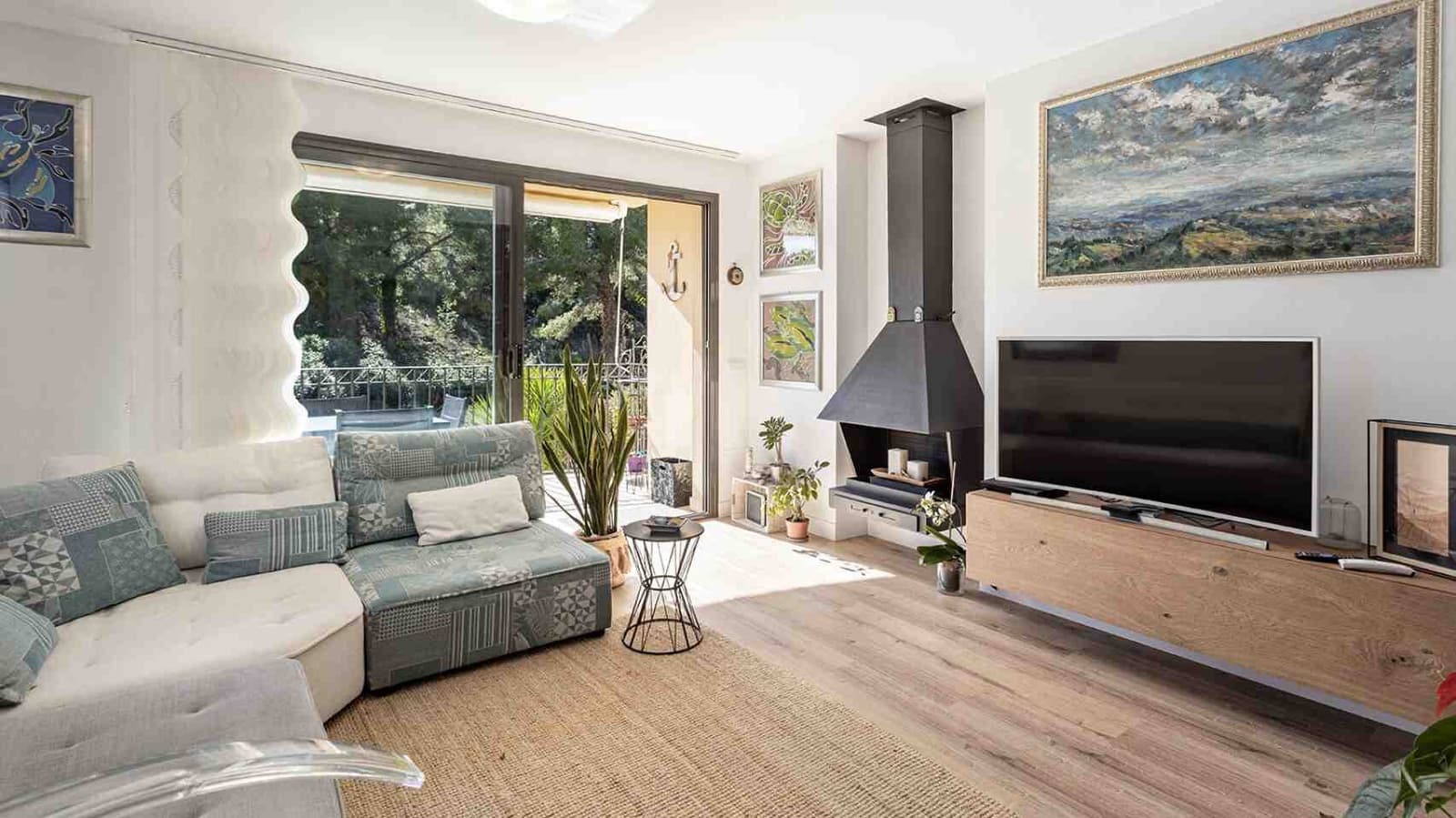 2 soveværelse Lejlighed til salg i Es Camp De Mar / El Camp De Mar med swimmingpool - € 980.000 (Ref: 9566802)