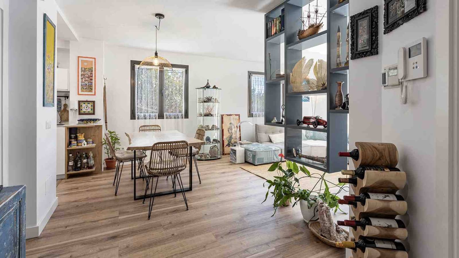 2 soveværelse Lejlighed til salg i Es Camp De Mar / El Camp De Mar med swimmingpool - € 980.000 (Ref: 9566802)