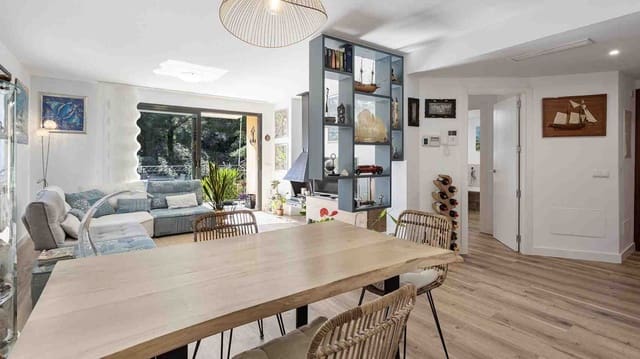 2 sypialnia Apartament na sprzedaż w Es Camp De Mar / El Camp De Mar, Andratx z basenem - 980 000 € (Ref: 9566802)