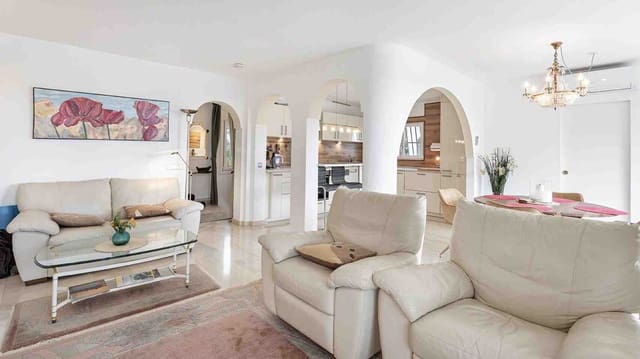 4 soveværelse Villa til salg i Costa de la Calma, Calvià med swimmingpool - € 1.200.000 (Ref: 9597294)