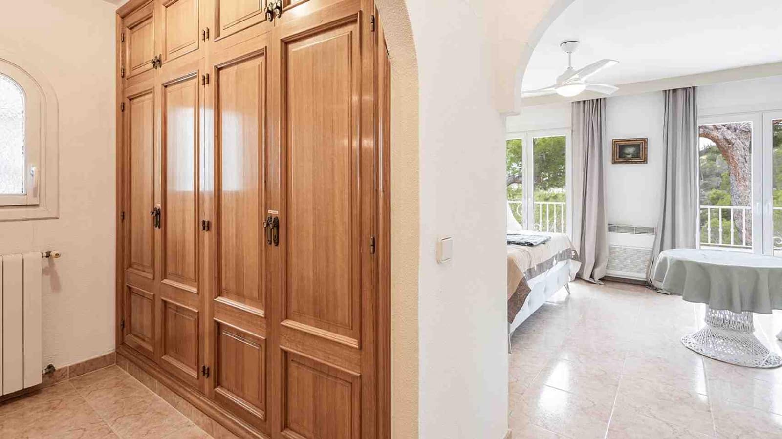 4 soveværelse Villa til salg i Costa de la Calma med swimmingpool - € 1.200.000 (Ref: 9597294)