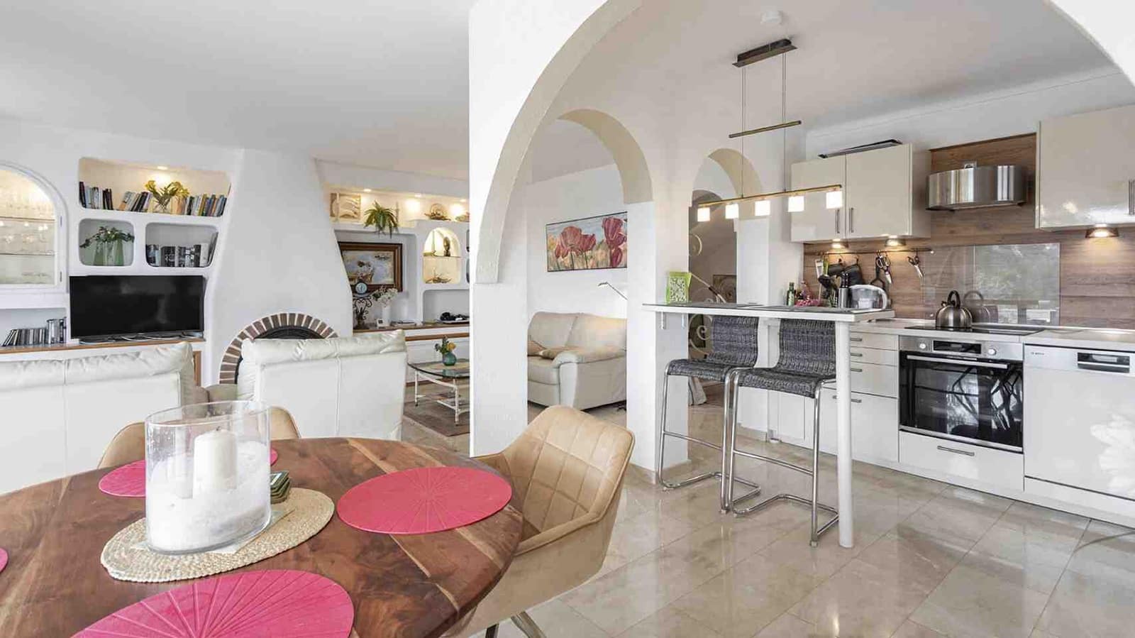 4 soveværelse Villa til salg i Costa de la Calma med swimmingpool - € 1.200.000 (Ref: 9597294)