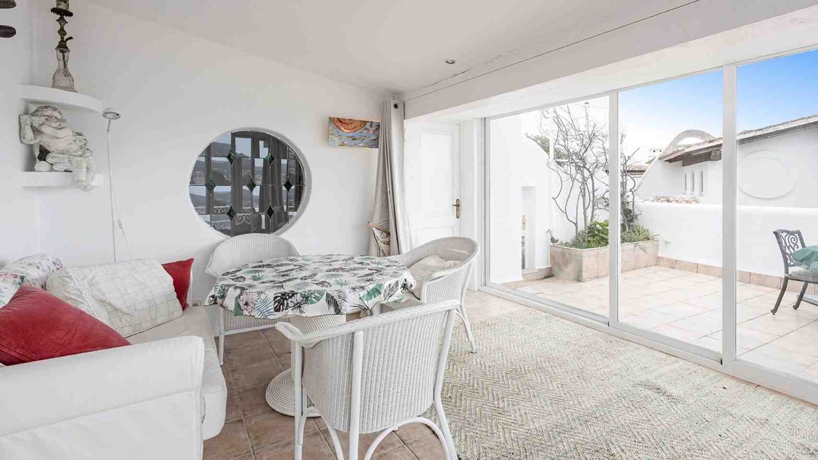 4 soveværelse Villa til salg i Costa de la Calma med swimmingpool - € 1.200.000 (Ref: 9597294)