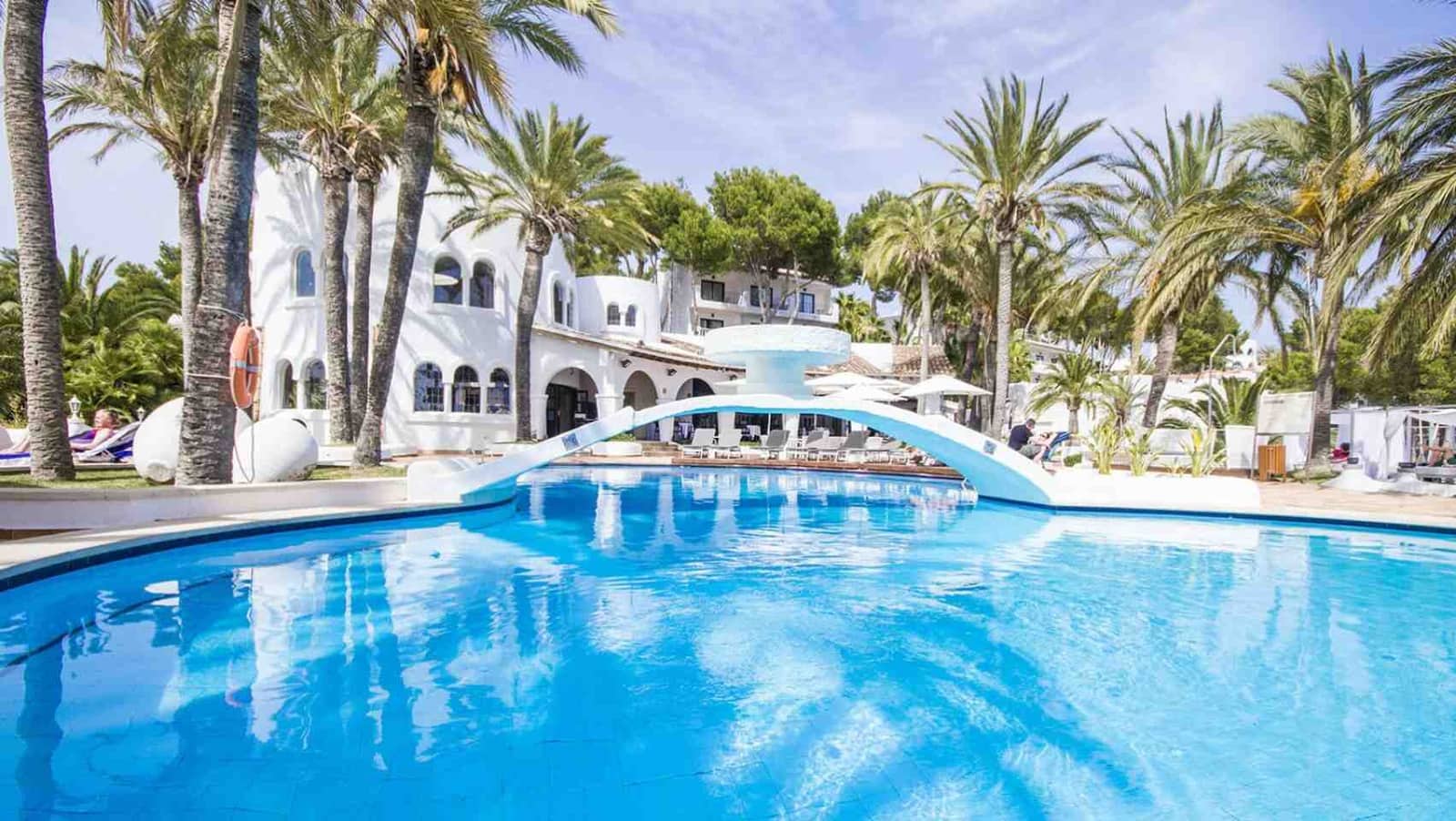 4 soveværelse Villa til salg i Costa de la Calma med swimmingpool - € 1.200.000 (Ref: 9597294)