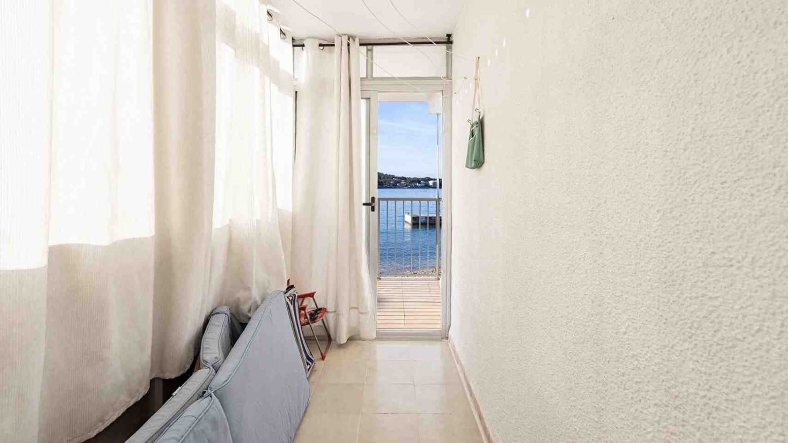 2 bedroom Apartment for sale in Santa Ponsa - € 750,000 (Ref: 9618755)