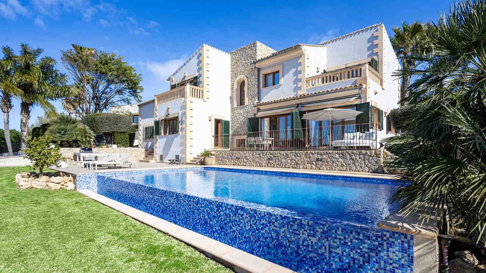 4 bedroom Villa for sale in Cala Vinyes / Cala Vinyas / Cala Vinas with pool garage - € 2,300,000 (Ref: 9619793)