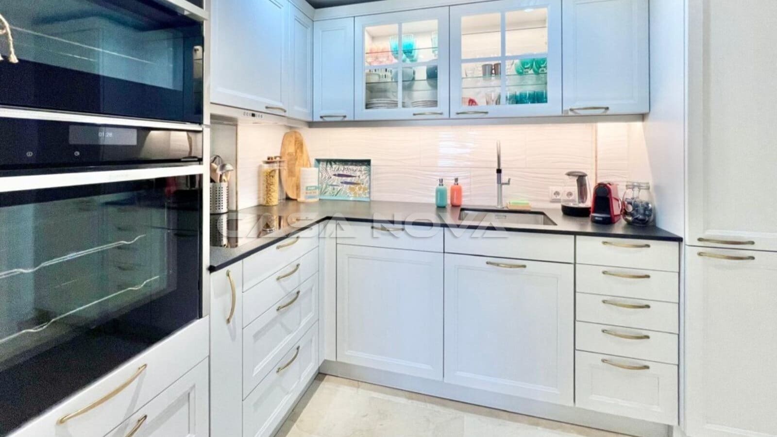 2 soveværelse Lejlighed til salg i Santa Ponsa med swimmingpool - € 1.250.000 (Ref: 9632846)