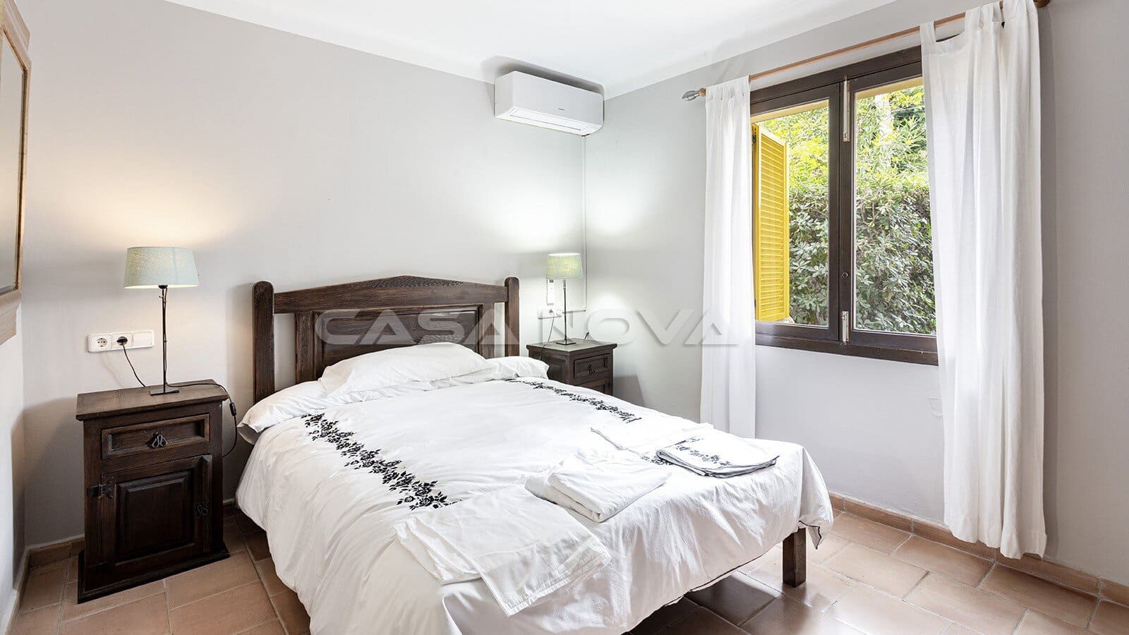 4 sypialnia Willa na sprzedaż w Santa Ponsa z basenem garażem - 995 000 € (Ref: 9650759)