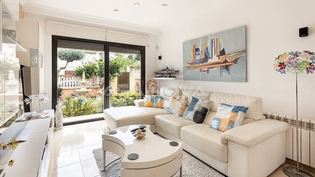 3 makuuhuone Huvila myytävänä paikassa El Toro / Port Adriano, Calvià mukana uima-altaan 
autotalli - 1 290 000 € (Ref: 9687441)