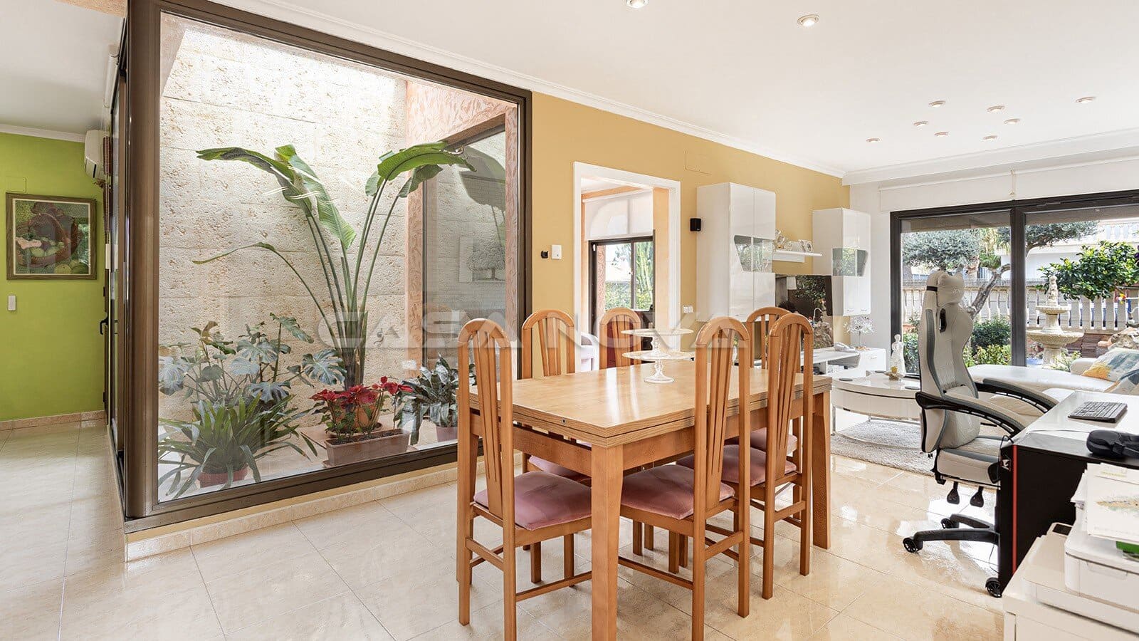 3 makuuhuone Huvila myytävänä paikassa El Toro / Port Adriano mukana uima-altaan 
autotalli - 1 290 000 € (Ref: 9687441)