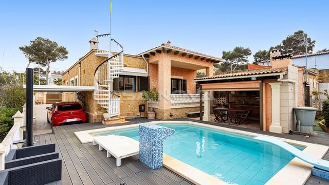 3 makuuhuone Huvila myytävänä paikassa El Toro / Port Adriano, Calvià mukana uima-altaan 
autotalli - 1 290 000 € (Ref: 9687441)