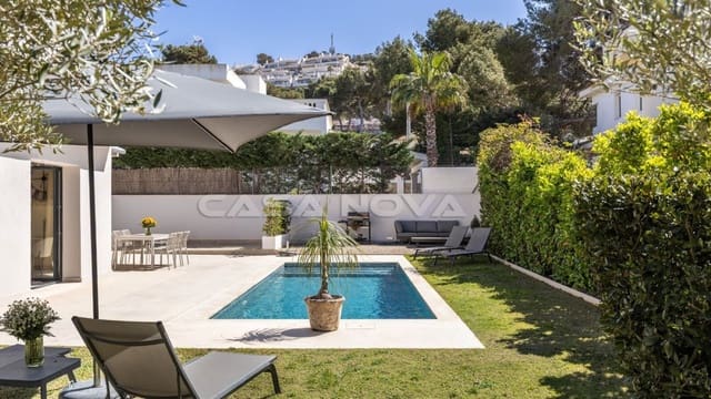 3 makuuhuone Huvila myytävänä paikassa Santa Ponsa, Calvià mukana uima-altaan 
autotalli - 2 350 000 € (Ref: 9700132)