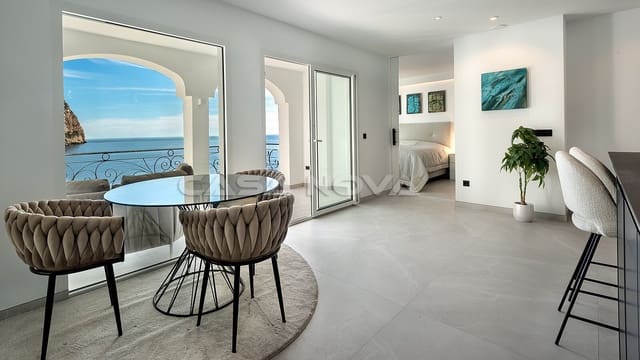 3 soveværelse Lejlighed til salg i Puerto de Andratx, Andratx med swimmingpool - € 1.998.000 (Ref: 9726181)