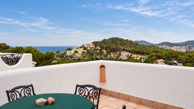 4 slaapkamer Villa te koop in Costa de la Calma, Calvià met garage - € 1.090.000 (Ref: 9761323)