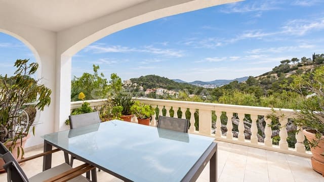 4 slaapkamer Villa te koop in Costa de la Calma, Calvià met garage - € 1.090.000 (Ref: 9761323)