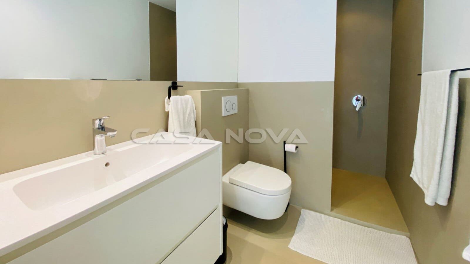 1 quarto Penthouse para venda em Portals Nous com piscina - 695 000 € (Ref: 9793709)