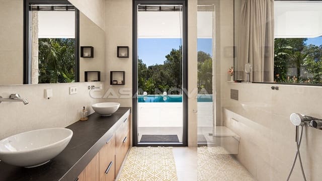 4 makuuhuone Huvila myytävänä paikassa Cala Vinyes / Cala Vinyas / Cala Viñas, Calvià mukana uima-altaan 
autotalli - 3 390 000 € (Ref: 9818868)