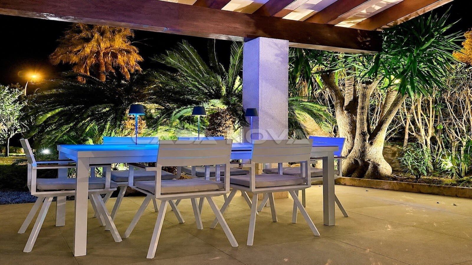 3 bedroom Apartment for sale in Santa Ponsa with pool - € 1,295,000 (Ref: 9821719)