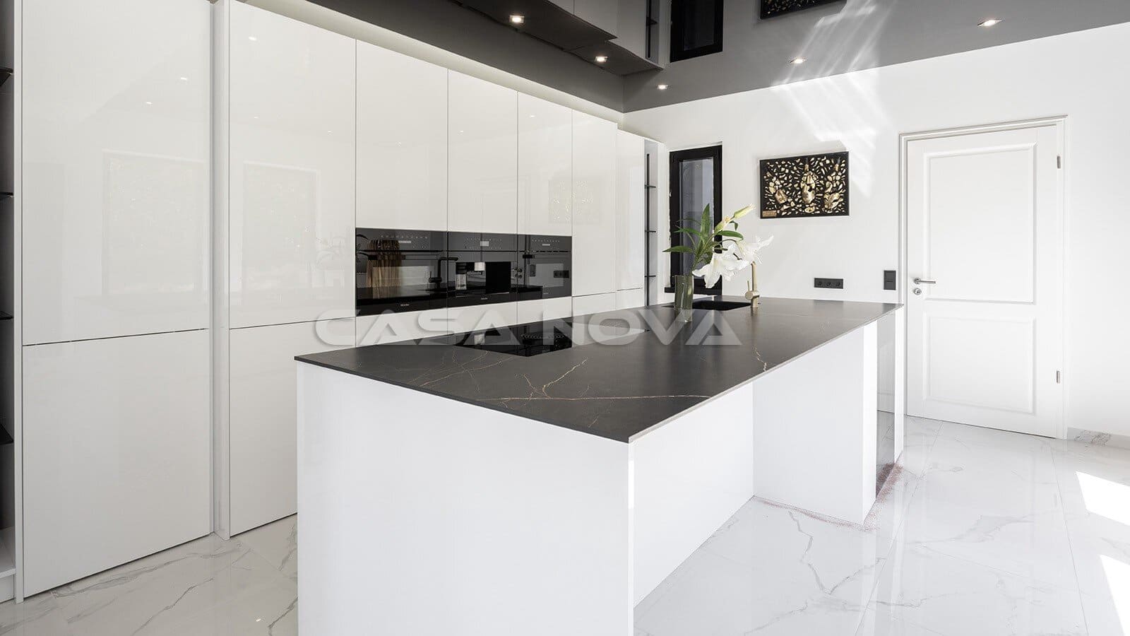4 bedroom Villa for sale in Santa Ponsa with pool garage - € 2,990,000 (Ref: 9838704)