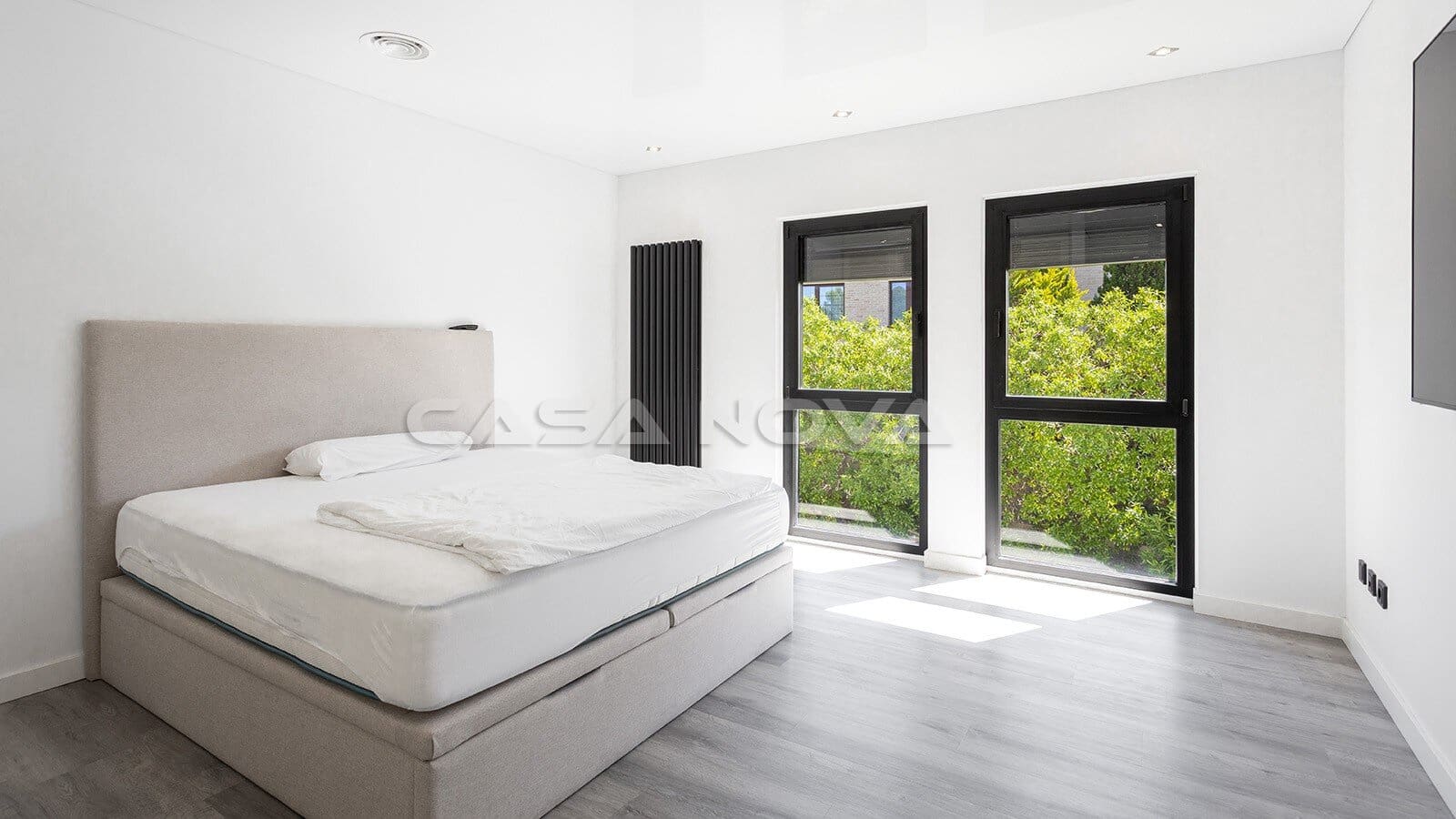 4 bedroom Villa for sale in Santa Ponsa with pool garage - € 2,990,000 (Ref: 9838704)
