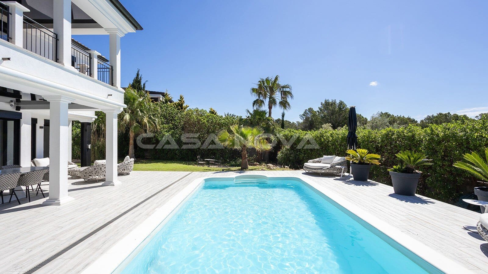 4 bedroom Villa for sale in Santa Ponsa with pool garage - € 2,990,000 (Ref: 9838704)