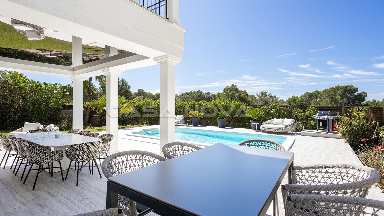 4 bedroom Villa for sale in Santa Ponsa with pool garage - € 2,990,000 (Ref: 9838704)