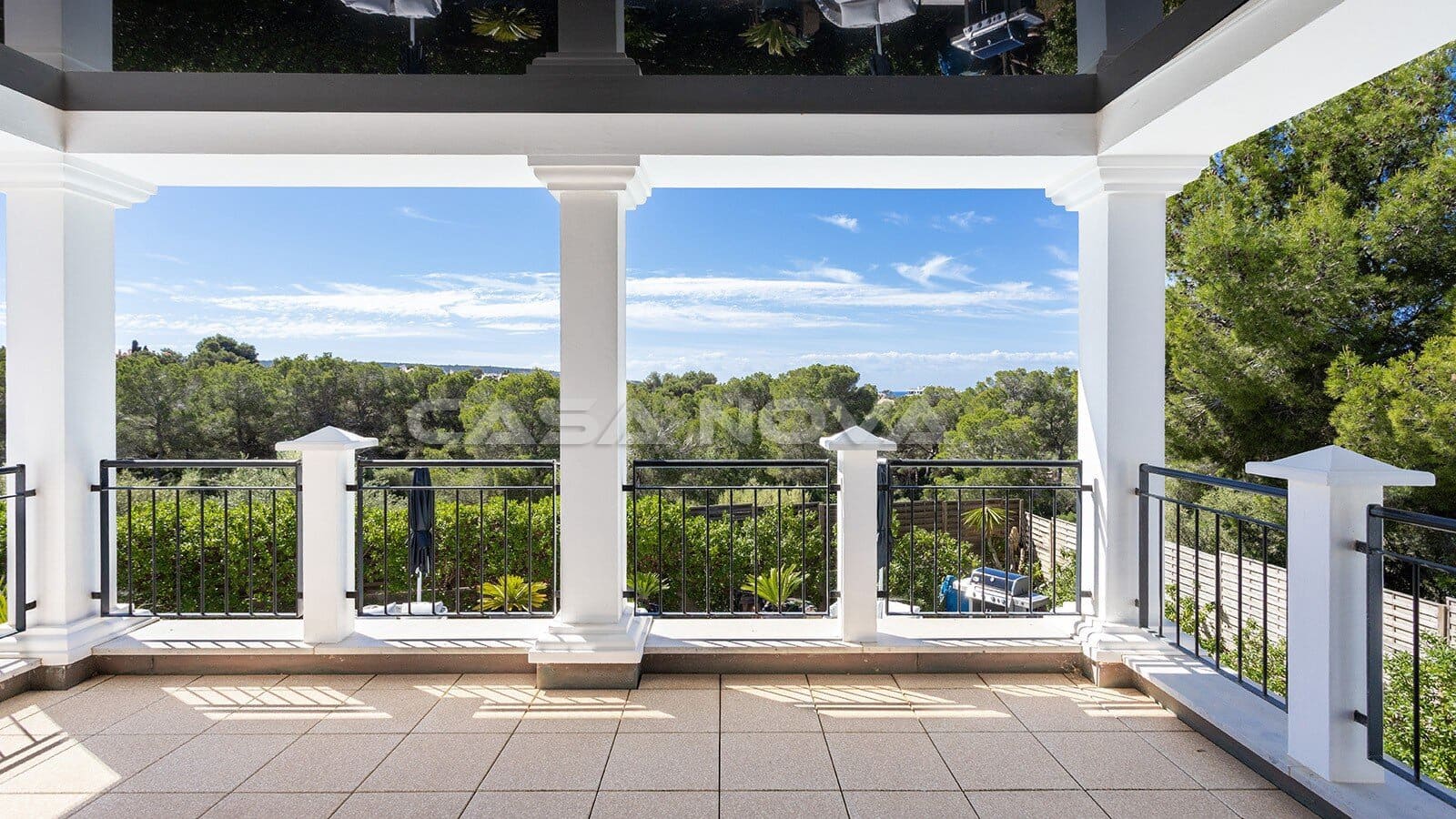 4 bedroom Villa for sale in Santa Ponsa with pool garage - € 2,990,000 (Ref: 9838704)
