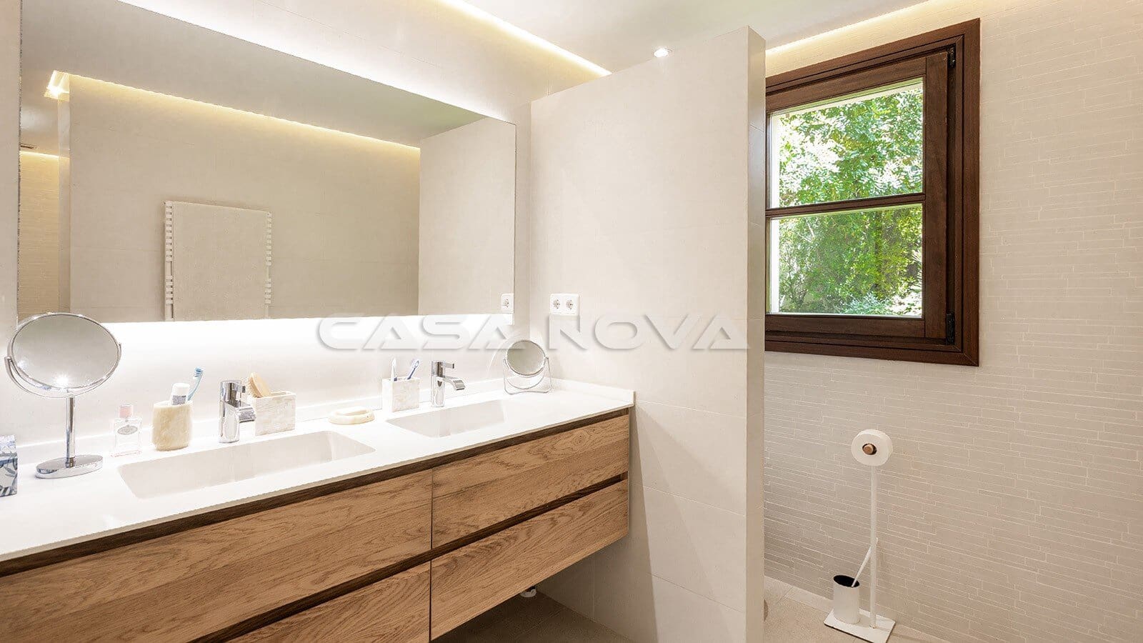 4 bedroom Villa for sale in Santa Ponsa with pool - € 2,990,000 (Ref: 9850542)