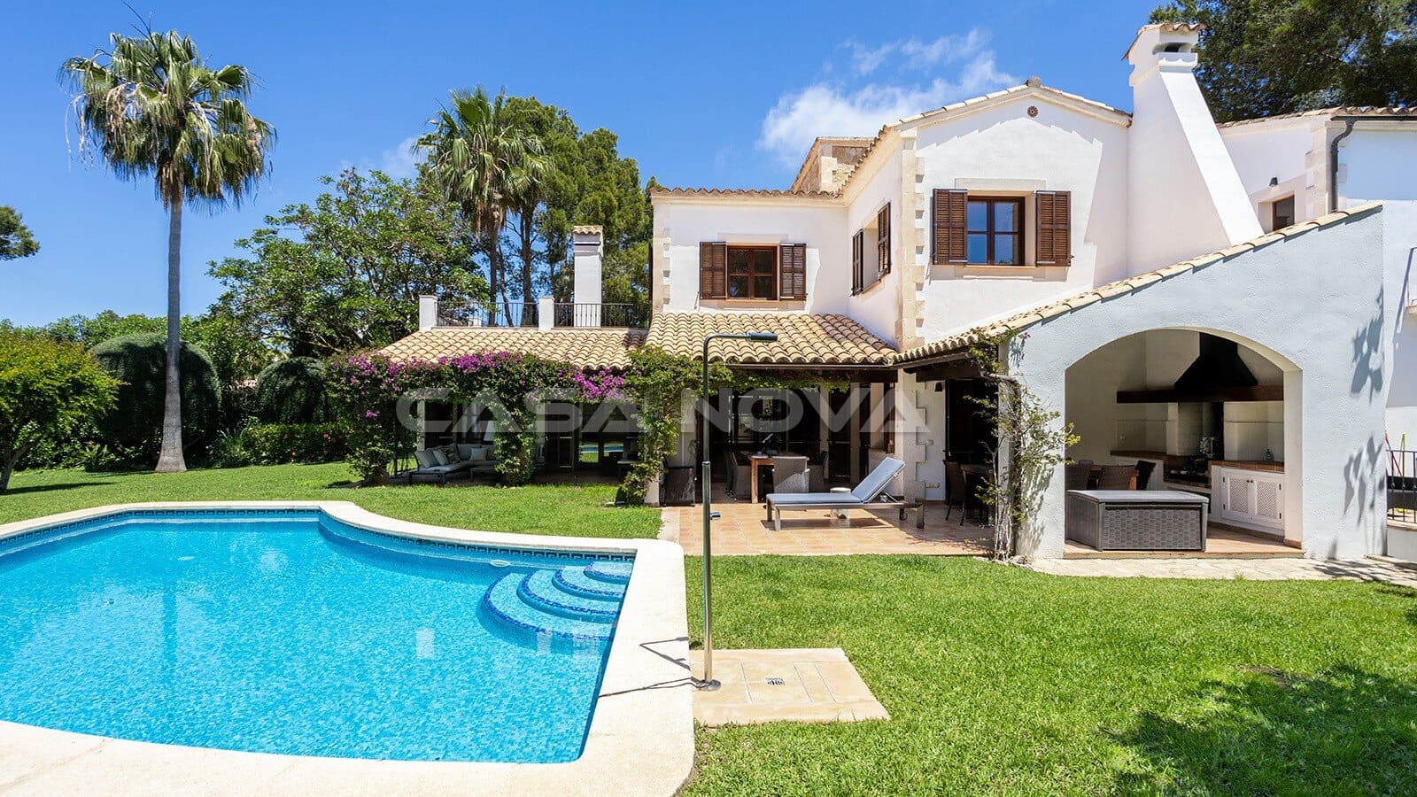 4 bedroom Villa for sale in Santa Ponsa with pool - € 2,990,000 (Ref: 9850542)