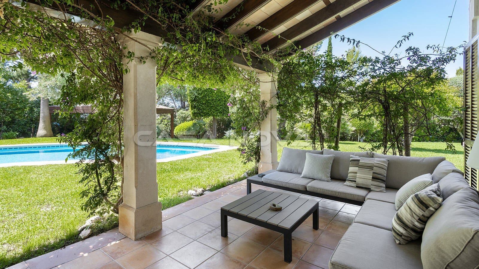 4 bedroom Villa for sale in Santa Ponsa with pool - € 2,990,000 (Ref: 9850542)