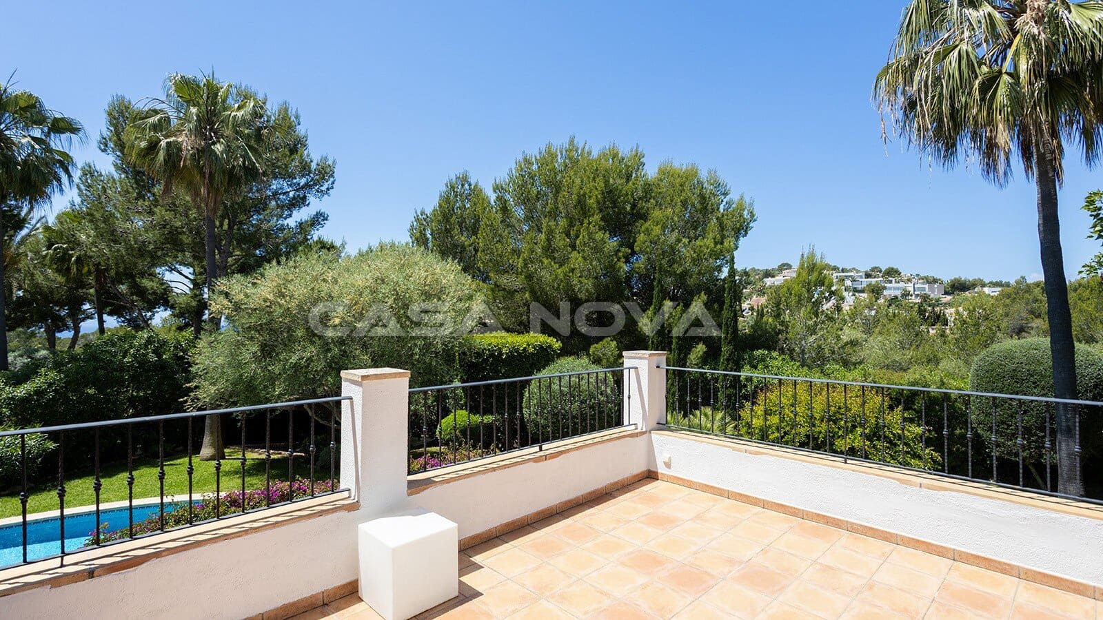 4 bedroom Villa for sale in Santa Ponsa with pool - € 2,990,000 (Ref: 9850542)