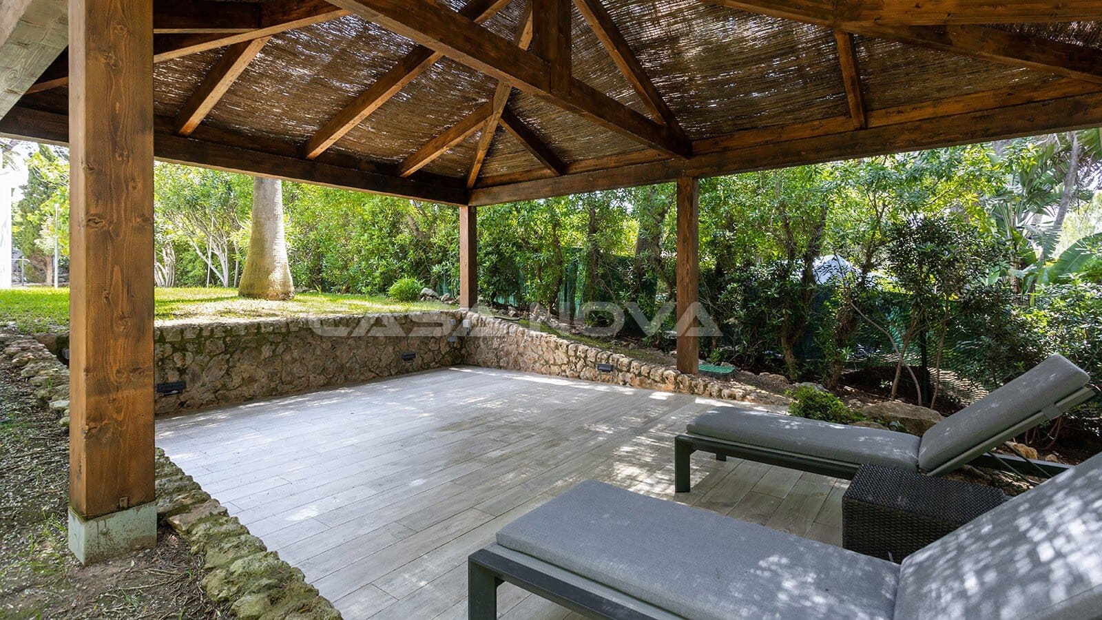 4 bedroom Villa for sale in Santa Ponsa with pool - € 2,990,000 (Ref: 9850542)