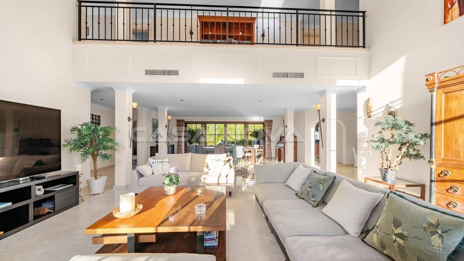 4 bedroom Villa for sale in Santa Ponsa with pool - € 4,750,000 (Ref: 9854651)