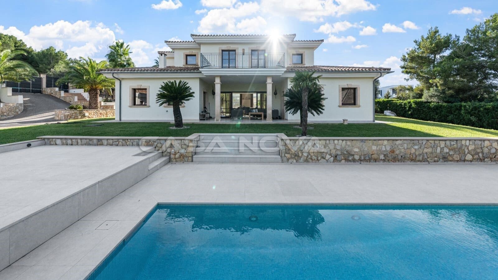 4 bedroom Villa for sale in Santa Ponsa with pool - € 4,750,000 (Ref: 9854651)
